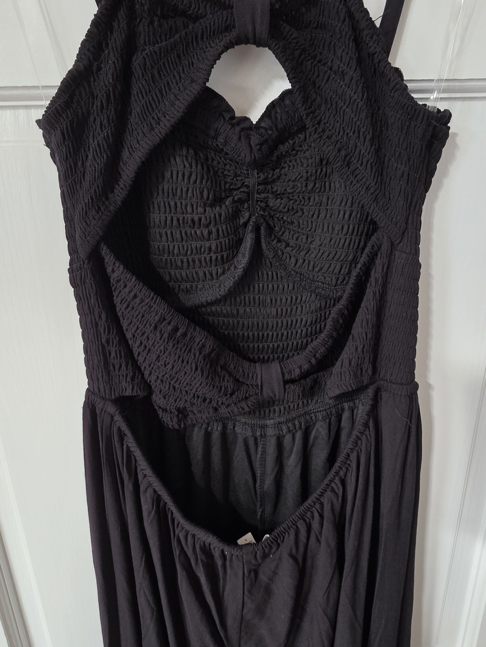 Black Romper With Adjustable Straps - Picture 3 of 6